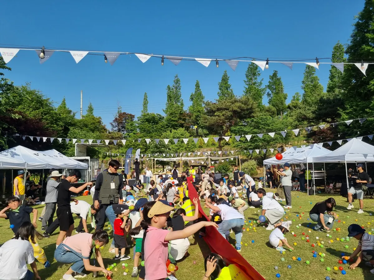 MC 신용주 진행 지역축제·야외 행사 현장 사진